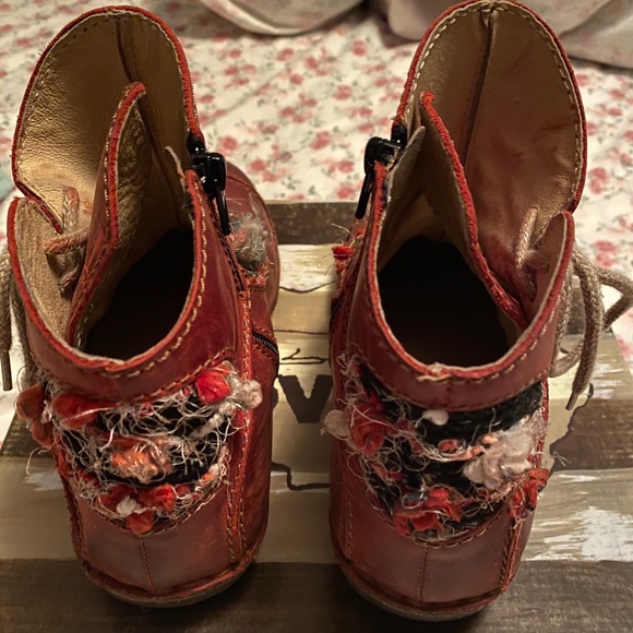 Rovers Women’s Boots - Picture 3 of 9